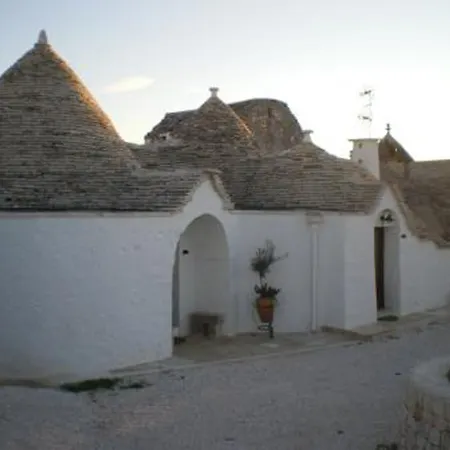 La Trullesa Aparthotel